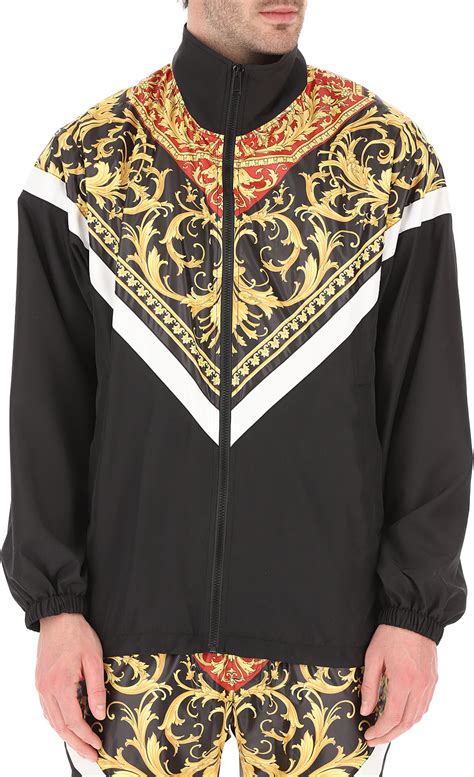 ropa versace hombre colombia|Versace shopping online.